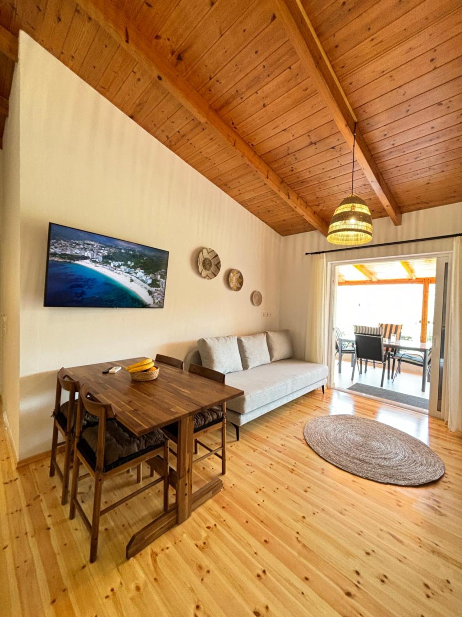 Nacios Bed & Breakfast